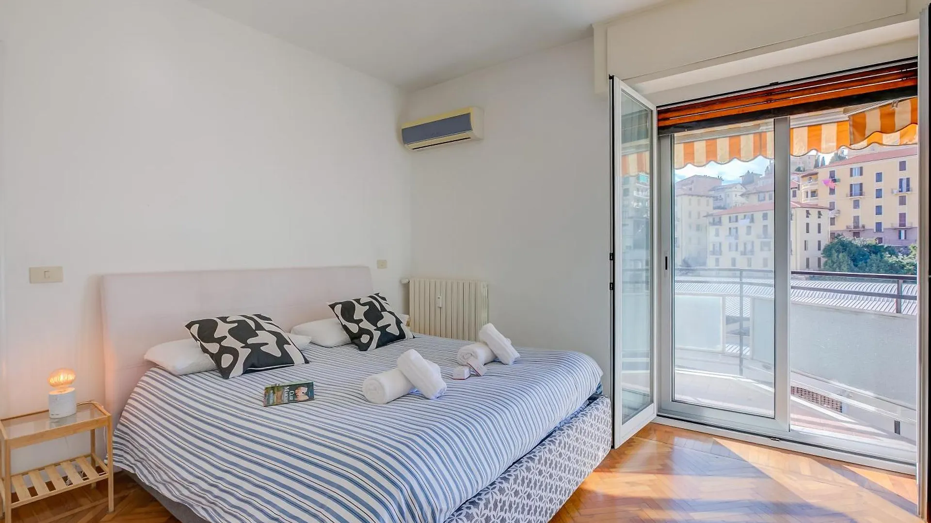 Apartment Appartamento Francia - In Town Center - Happy Rentals Sanremo