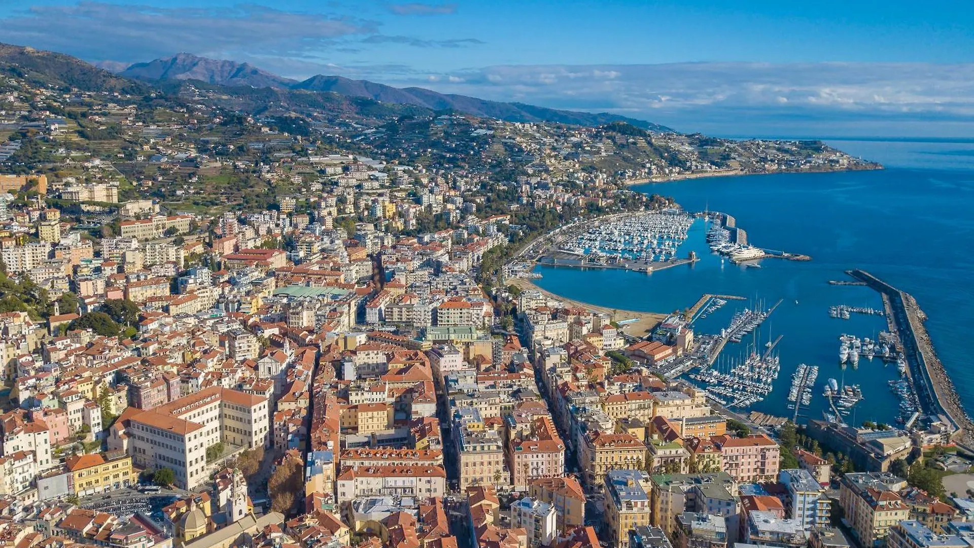 Appartamento Francia - In Town Center - Happy Rentals Sanremo Apartment